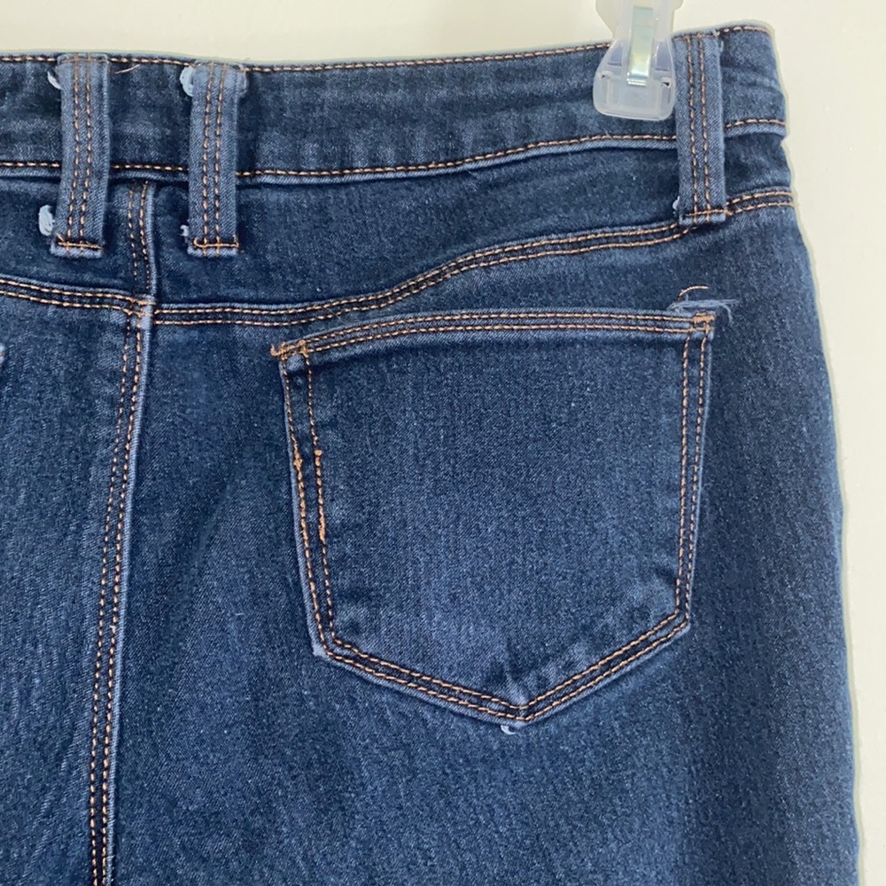 Jeans - Picture 4 of 4